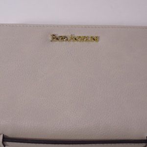 Enzo Angiolini Cream Faux Leather Zipper Wallet Clutch NWOT 98